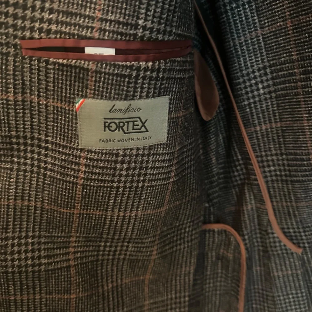 Bonobos Grey Glen Plaid Sport Coat with Subtle Brown Windowpane